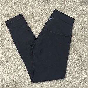Aritzia TnA Black Leggings